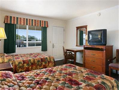 Americas Best Value Inn Hanford Chambre photo